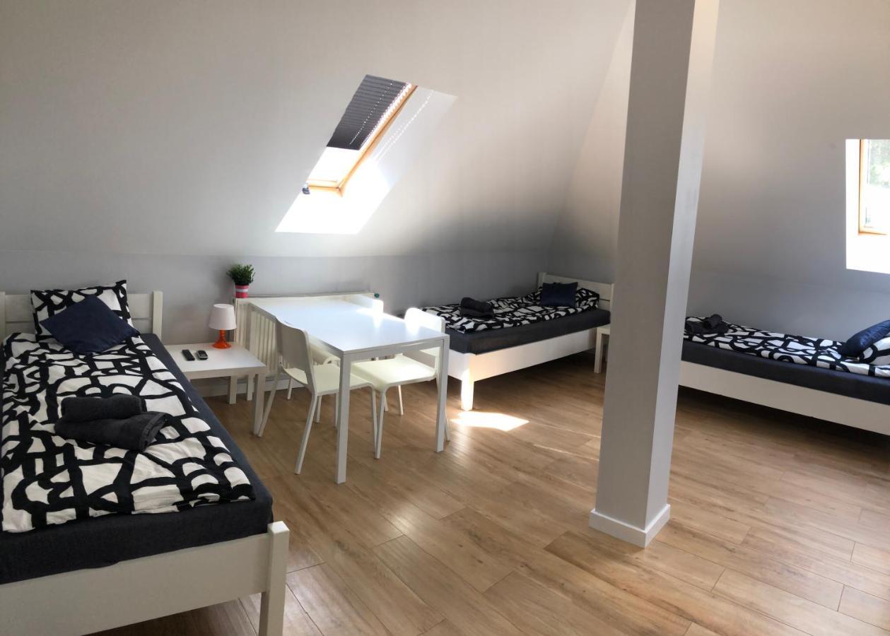 Klimatyzowane Apartamenty I Pokoje Przy Targach Kielce Eksteriør bilde