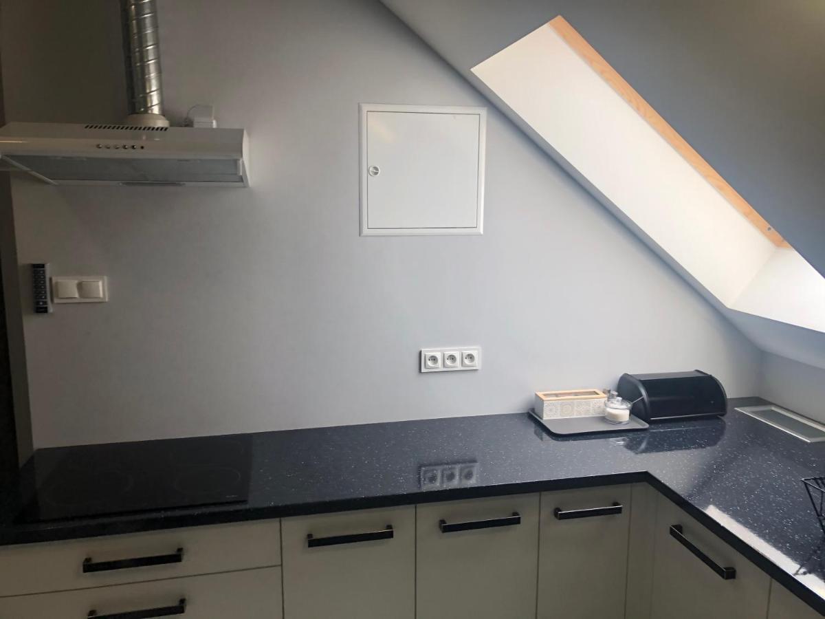 Klimatyzowane Apartamenty I Pokoje Przy Targach Kielce Eksteriør bilde